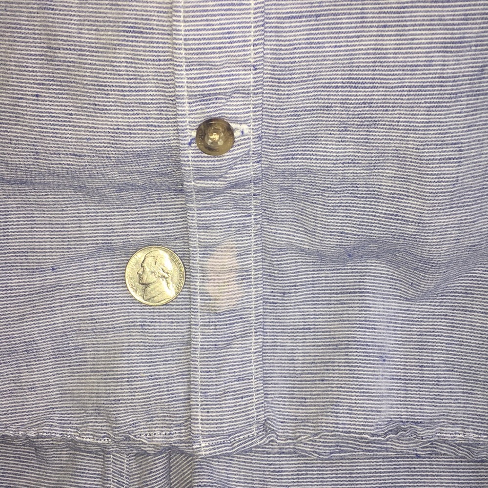 3 for $15/ **H&M • Fitted Pinstriped Button-Up WITH FLAW - Picture 7 of 7